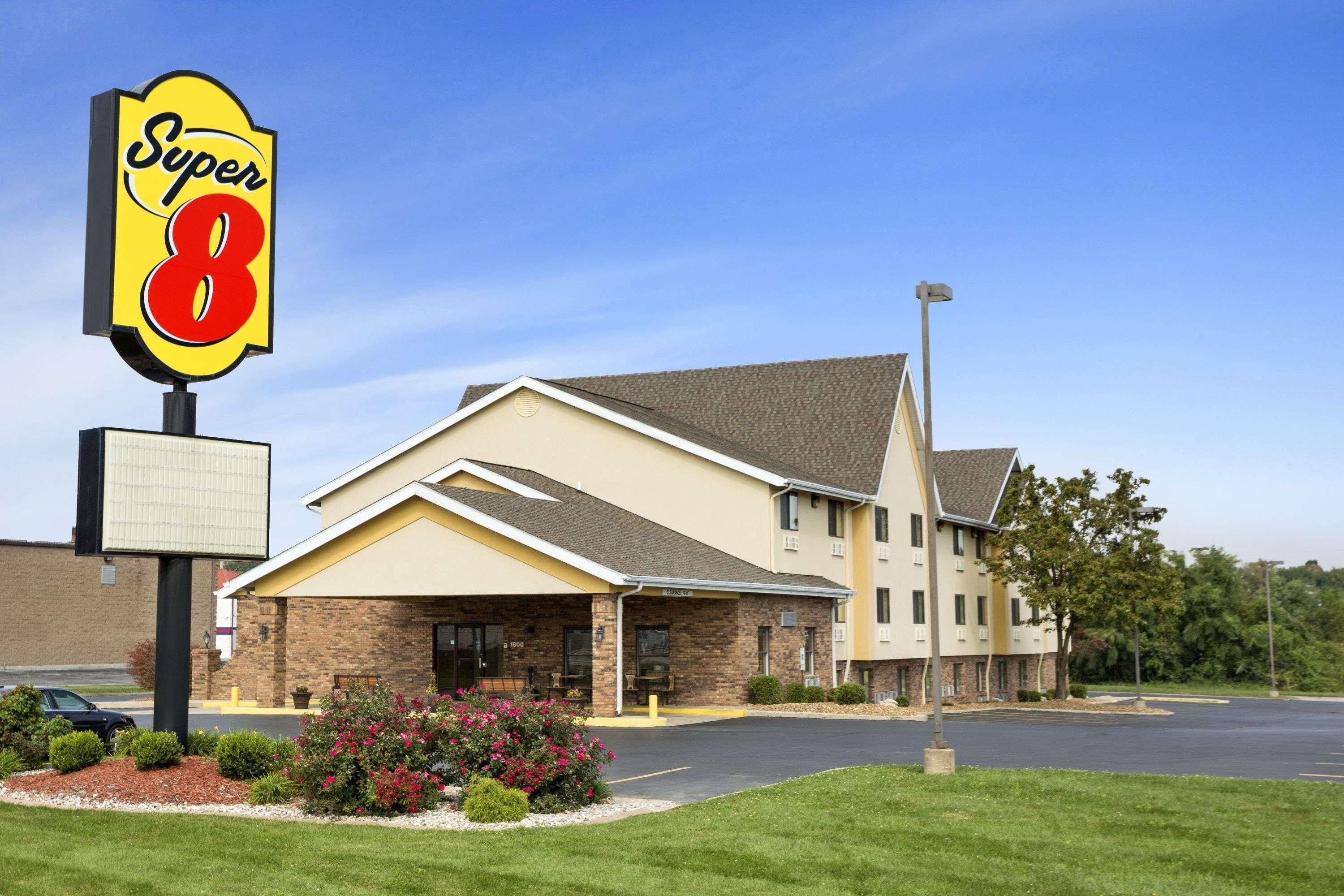 ซูเปอร์ 8 บาย วินด์แฮม แอลตัน Motel อัลตัน ภายนอก รูปภาพ