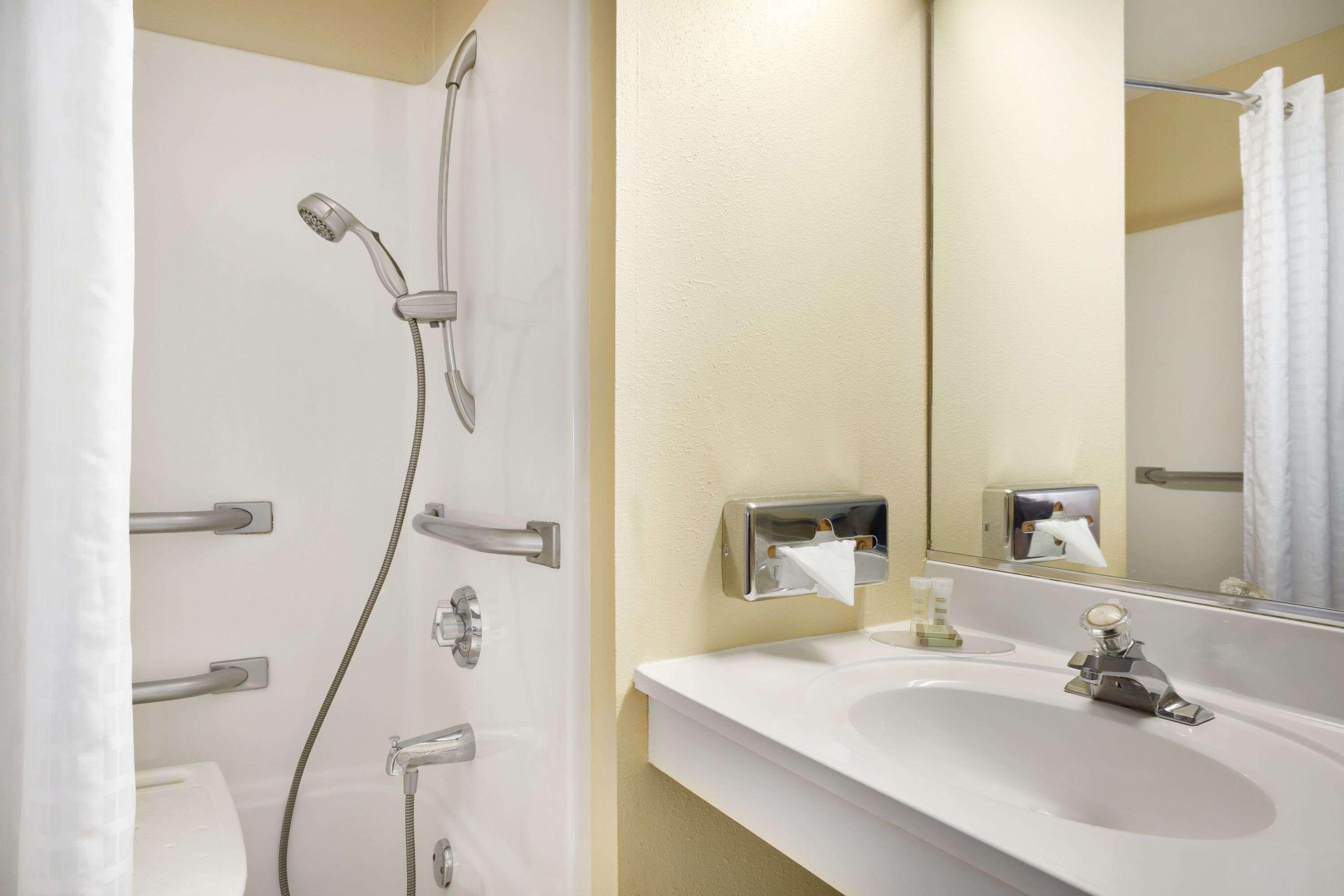 ซูเปอร์ 8 บาย วินด์แฮม แอลตัน Motel อัลตัน ภายนอก รูปภาพ