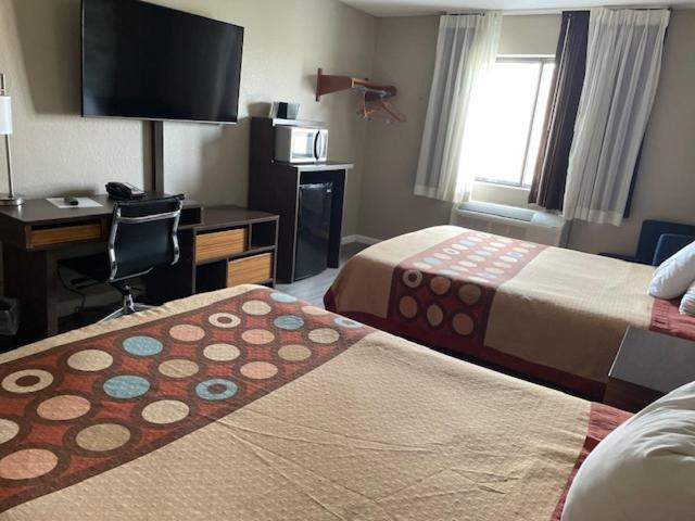 ซูเปอร์ 8 บาย วินด์แฮม แอลตัน Motel อัลตัน ภายนอก รูปภาพ
